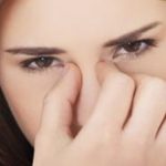 أسباب زغللة العين